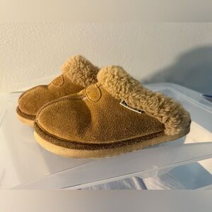 Bearpaw Slippers